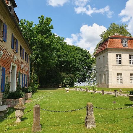 Gesindehaus Am Schloss Kummerower See Kummerow  Екстер'єр фото